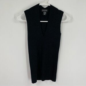 New York & Company Women’s V Neck Ribbed Knit Sleeveless Sweater Blouse size XS
